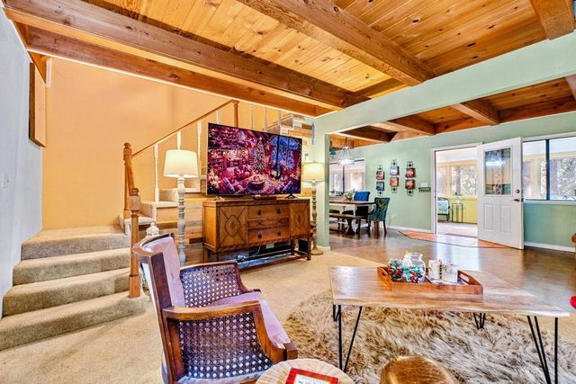 6169 Kokanee Ln, Pollock Pines, CA 95726