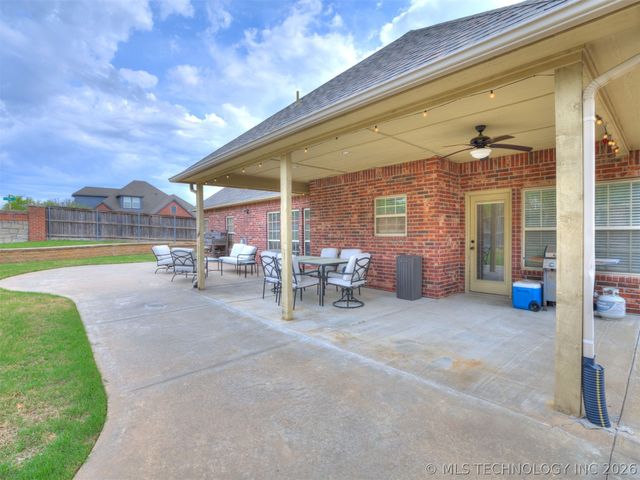 15002 S Justin Avenue, Glenpool, OK 74033