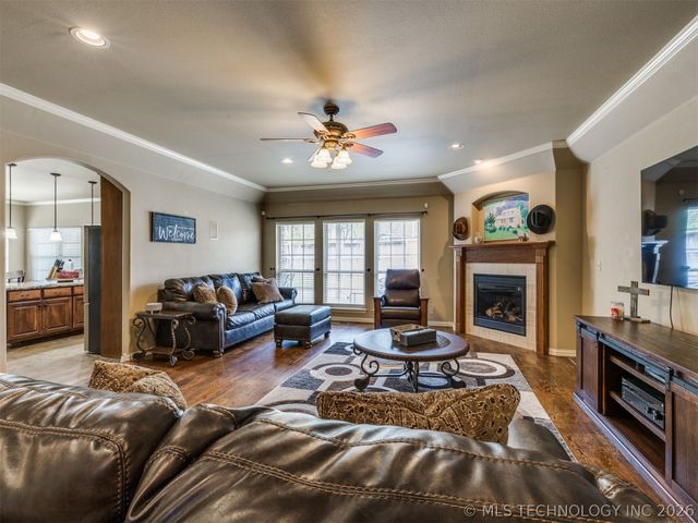 15002 S Justin Avenue, Glenpool, OK 74033