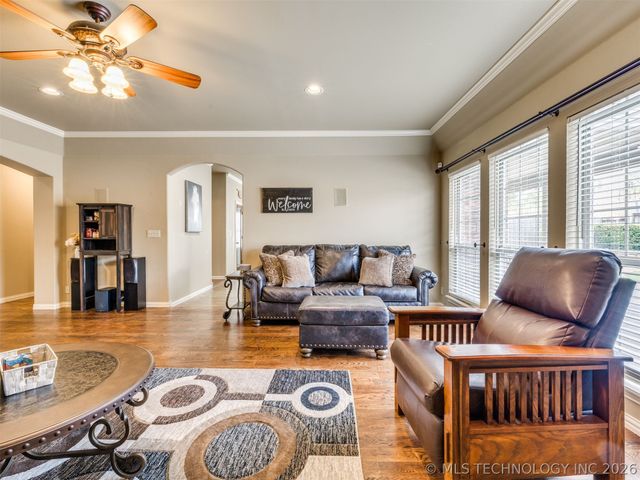 15002 S Justin Avenue, Glenpool, OK 74033