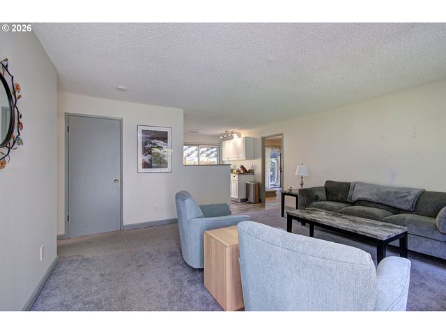 9802 Ne 58TH St, Vancouver, WA 98662