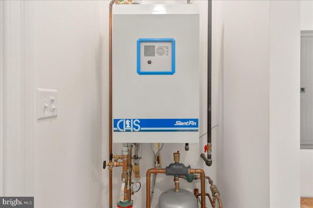 1101 POTOMAC AVE, Hagerstown, MD 21742