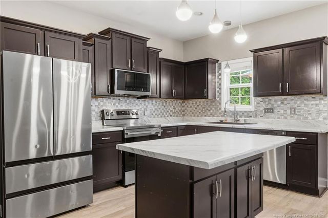 1541 Gallant Fox Court, Parkton, NC 28371