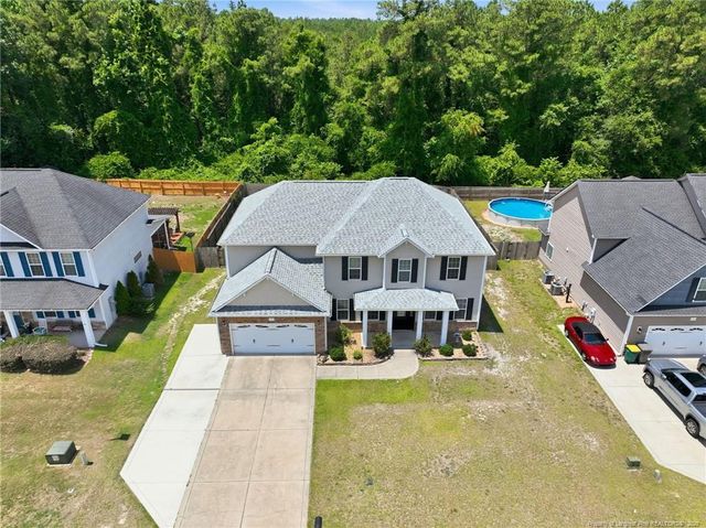 1541 Gallant Fox Court, Parkton, NC 28371