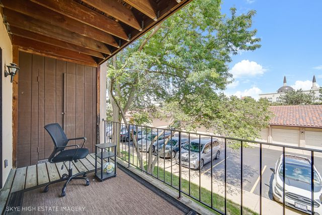 21W581 North Avenue 30, Lombard, IL 60148