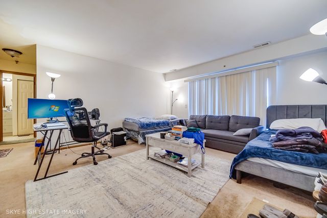 21W581 North Avenue 30, Lombard, IL 60148