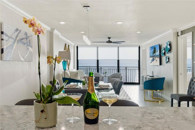 19 WHISPERING SANDS DRIVE 1105, Sarasota, FL 34242