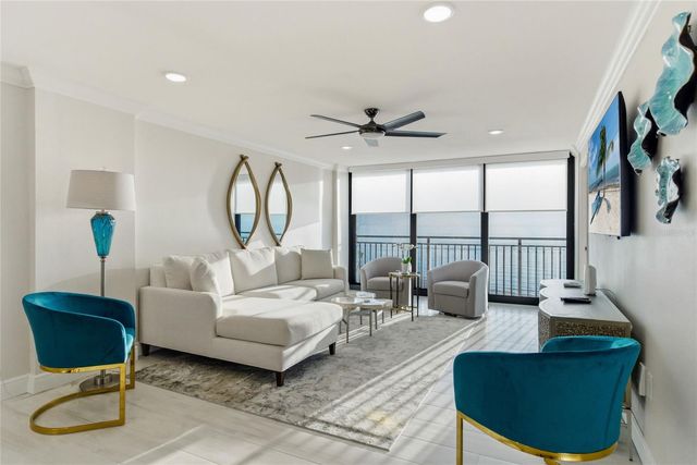 19 WHISPERING SANDS DRIVE 1105, Sarasota, FL 34242