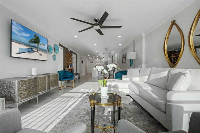 19 WHISPERING SANDS DRIVE 1105, Sarasota, FL 34242