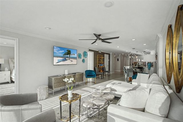 19 WHISPERING SANDS DRIVE 1105, Sarasota, FL 34242