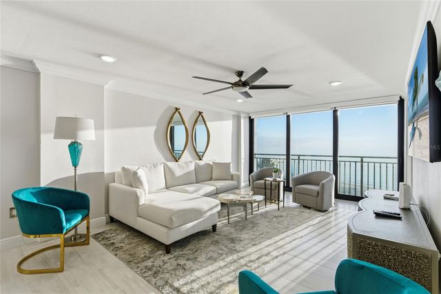 19 WHISPERING SANDS DRIVE 1105, Sarasota, FL 34242