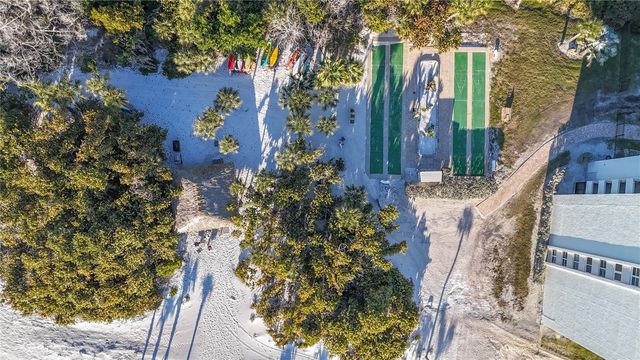 19 WHISPERING SANDS DRIVE 1105, Sarasota, FL 34242