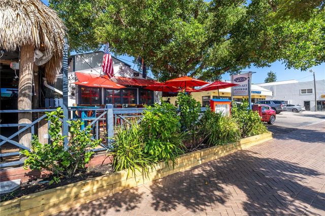 19 WHISPERING SANDS DRIVE 1105, Sarasota, FL 34242