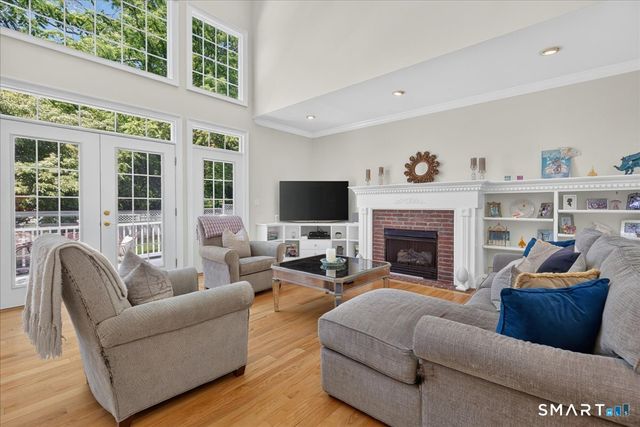 23 Randolph Farm Road, Milford, CT 06460