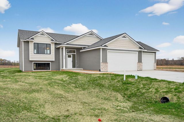 655 1st Street SE, Elgin, MN 55932