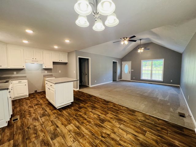 770 Bunker Hill Rd, Pulaski, TN 38478