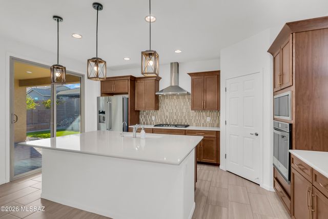 9708 E Crystal Point Trail, Tucson, AZ 85747