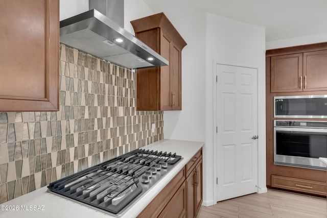 9708 E Crystal Point Trail, Tucson, AZ 85747