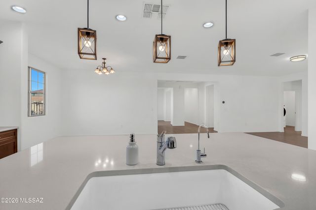 9708 E Crystal Point Trail, Tucson, AZ 85747