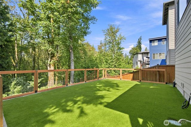 12089 164th Court NE, Redmond, WA 98052