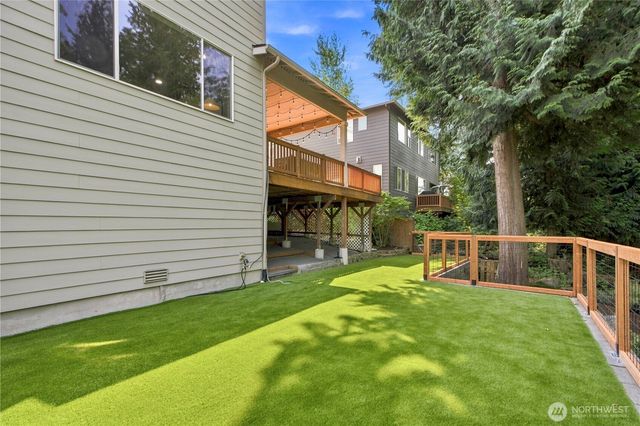 12089 164th Court NE, Redmond, WA 98052