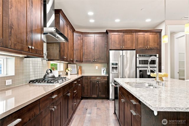 12089 164th Court NE, Redmond, WA 98052