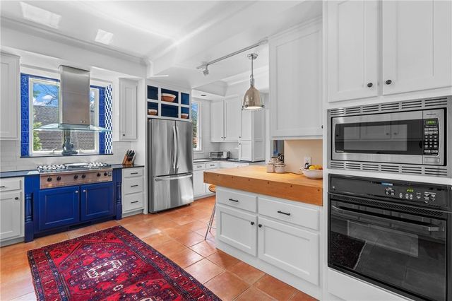 2837 N Hills Drive NE, Atlanta, GA 30305