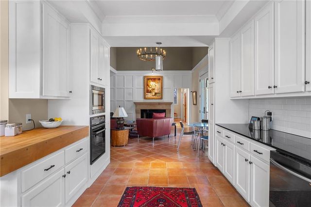 2837 N Hills Drive NE, Atlanta, GA 30305