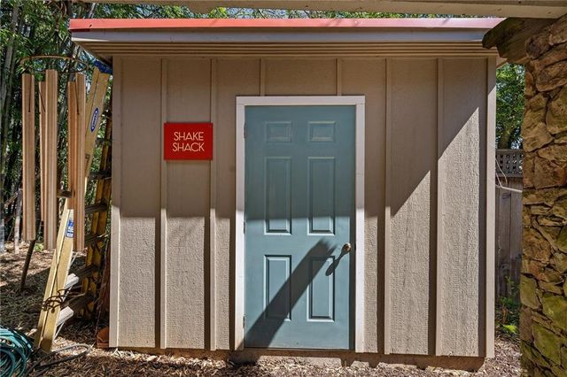 2837 N Hills Drive NE, Atlanta, GA 30305