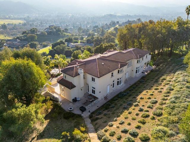 20750 Lost Ranch Road, San Jose, CA 95120