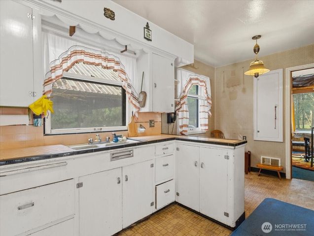 15711 NE 152nd Avenue, Brush Prairie, WA 98606