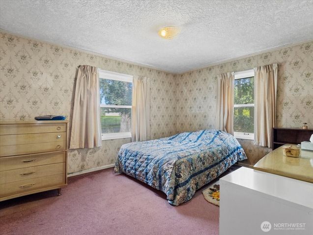 15711 NE 152nd Avenue, Brush Prairie, WA 98606