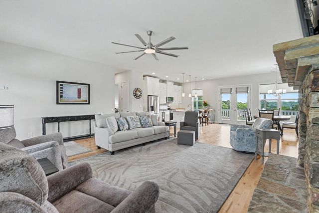 15 Kiloran Way, Blairsville, GA 30512