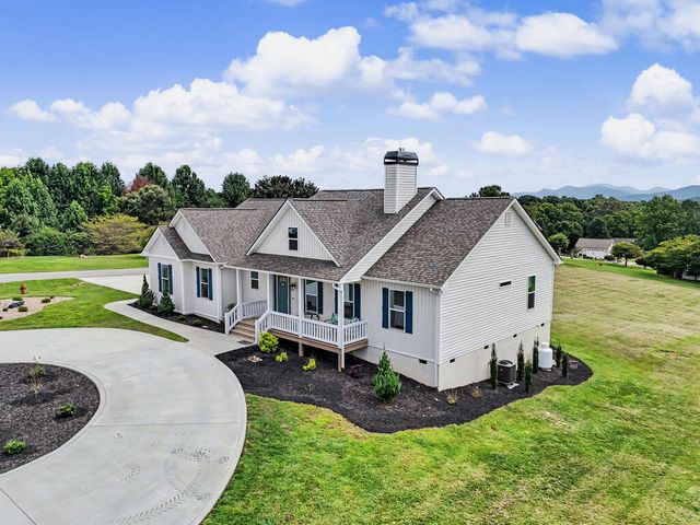 15 Kiloran Way, Blairsville, GA 30512