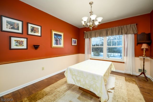 5 Clover Hills Dr, Franklin Twp., NJ 08873