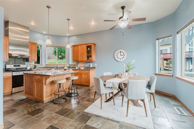 3338 Sunny Cove Court, Bellingham, WA 98226