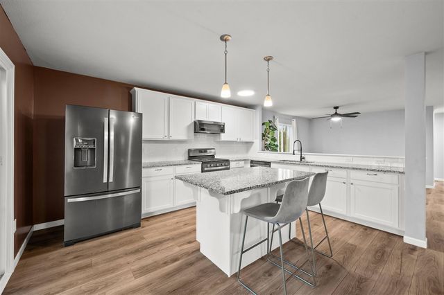 1134 Sonoma Court, Baroda, MI 49101