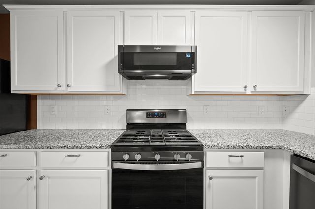 1134 Sonoma Court, Baroda, MI 49101