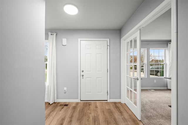 1134 Sonoma Court, Baroda, MI 49101