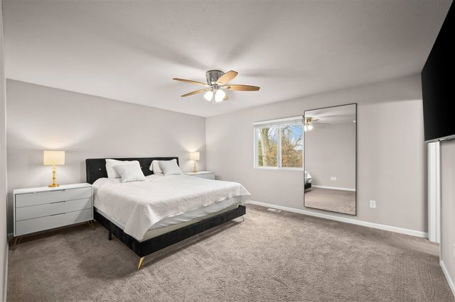 1134 Sonoma Court, Baroda, MI 49101