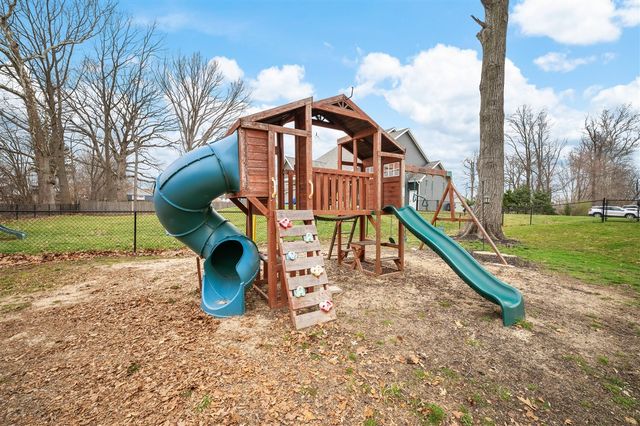 1134 Sonoma Court, Baroda, MI 49101