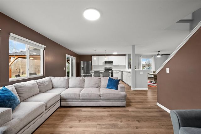 1134 Sonoma Court, Baroda, MI 49101