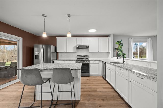 1134 Sonoma Court, Baroda, MI 49101