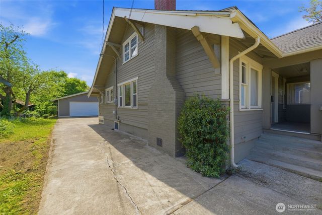 2320 S 12th Street, Tacoma, WA 98405