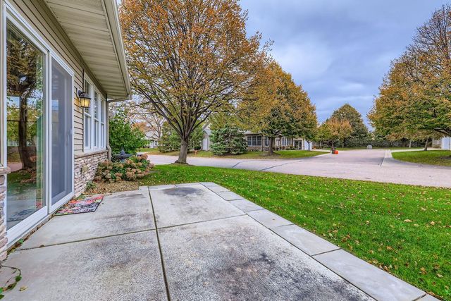 365 Hayes Drive 30, Hastings, MN 55033