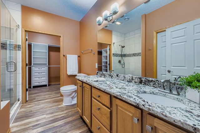 365 Hayes Drive 30, Hastings, MN 55033