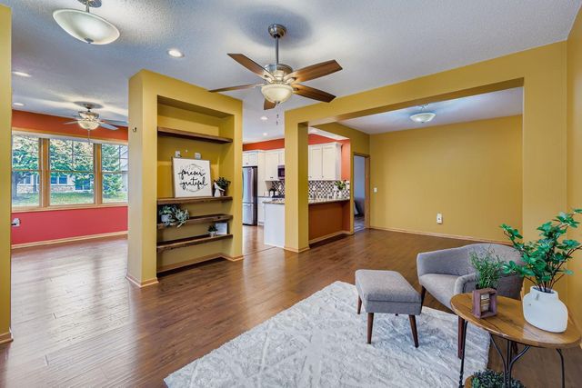 365 Hayes Drive 30, Hastings, MN 55033