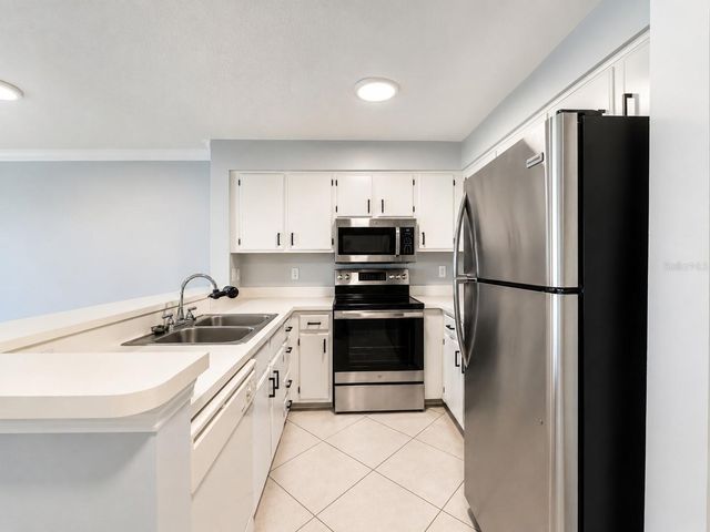 2400 FEATHER SOUND DRIVE 223, Clearwater, FL 33762