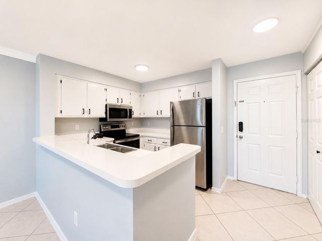 2400 FEATHER SOUND DRIVE 223, Clearwater, FL 33762