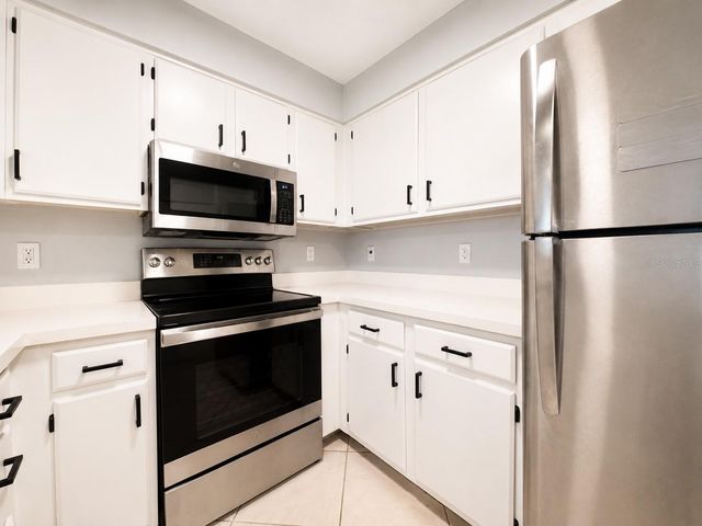 2400 FEATHER SOUND DRIVE 223, Clearwater, FL 33762